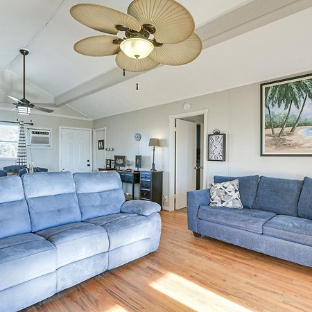 Second-Row Surfside Beach House Newly Renovated! Kültér fotó