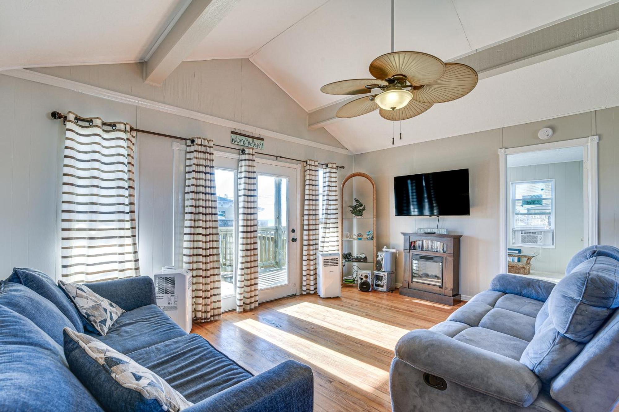 Second-Row Surfside Beach House Newly Renovated! Kültér fotó