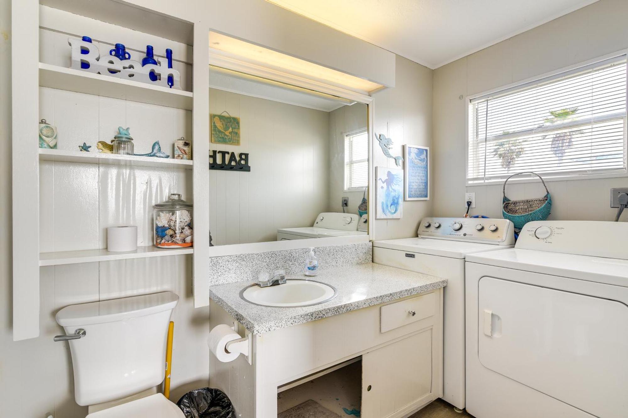 Second-Row Surfside Beach House Newly Renovated! Kültér fotó